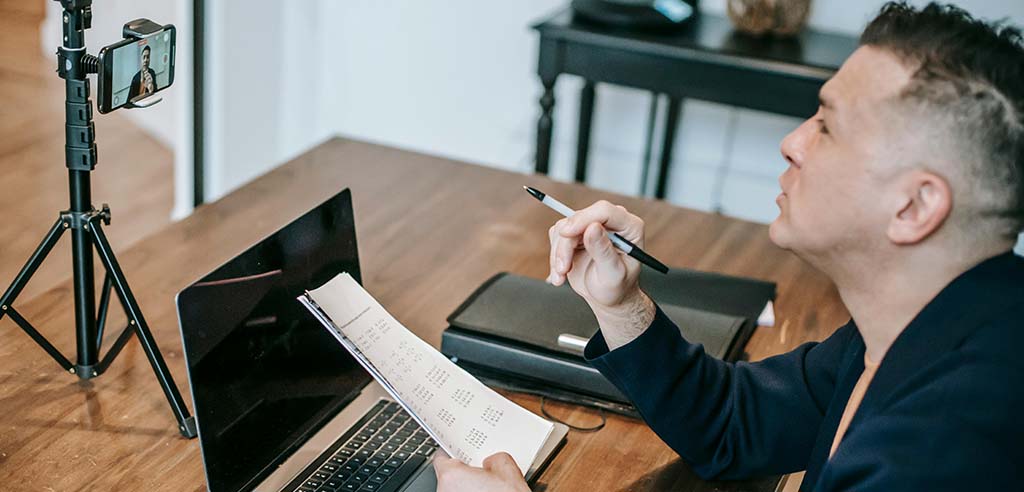 Creating online educational content