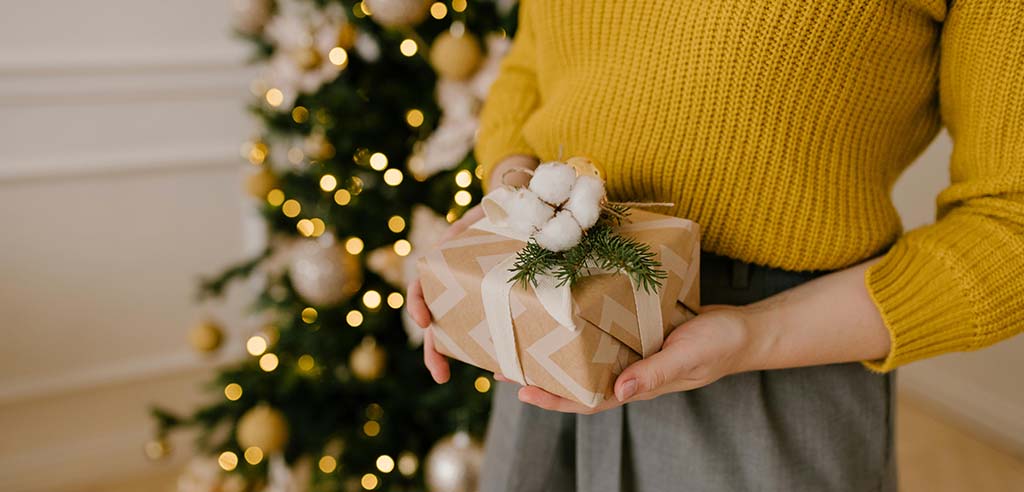 Gift wrapping