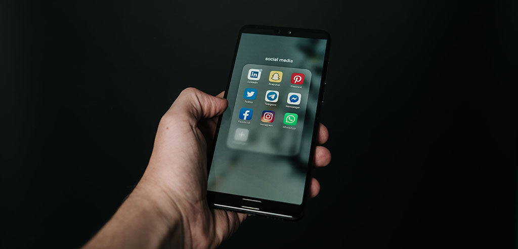Monetize your artist social media accounts