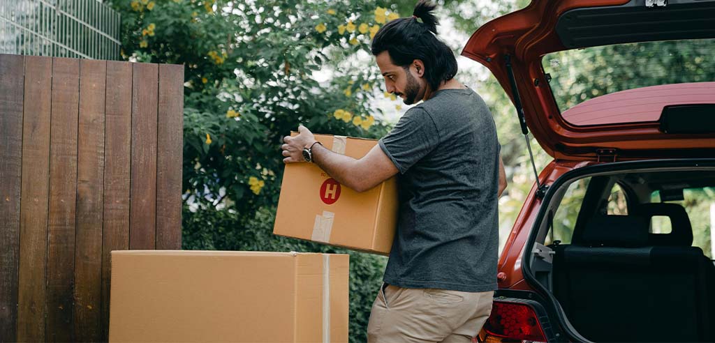 Moving services in summer