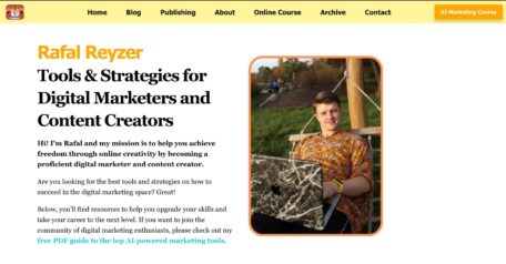 Rafal Reyzer's website homepage.