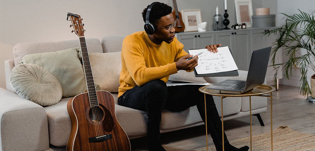 Sell online music courses