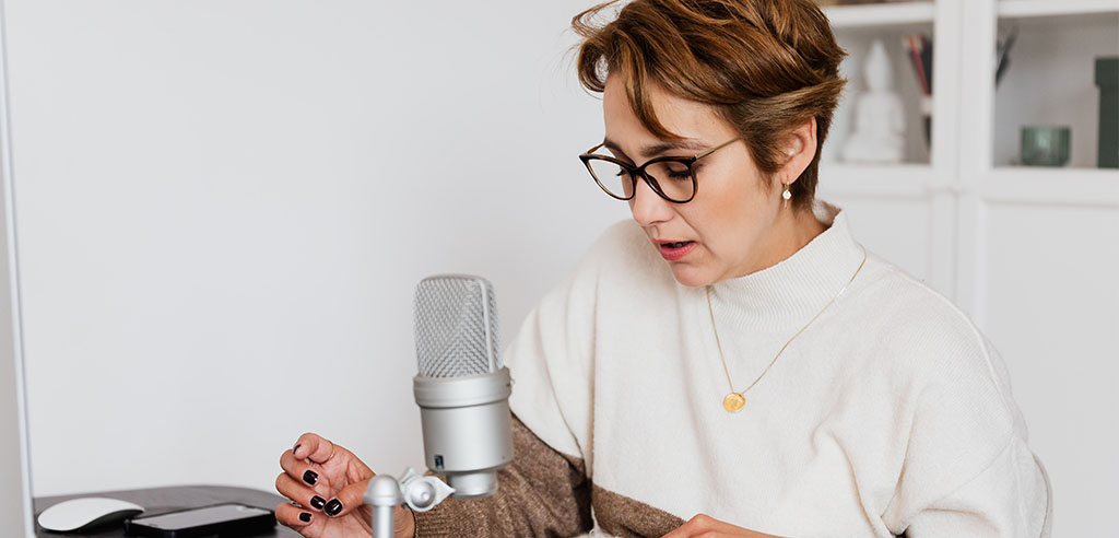 audiobook narrator side hustle