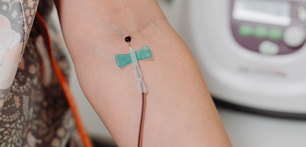 donating blood plasma