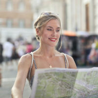 How to become a tour guide