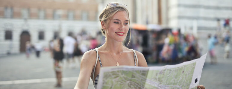 How to become a tour guide